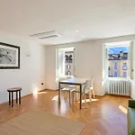 Lägenhet Piazza Mercato14 *