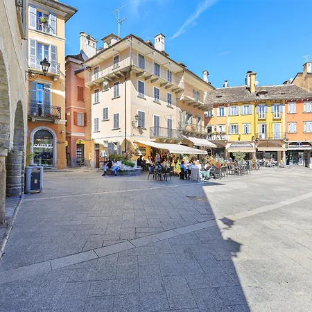 Piazza Mercato14 * Domodossola