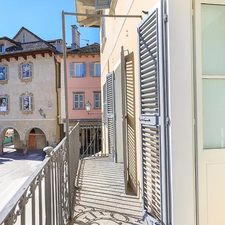 Piazza Mercato14 多莫多索拉