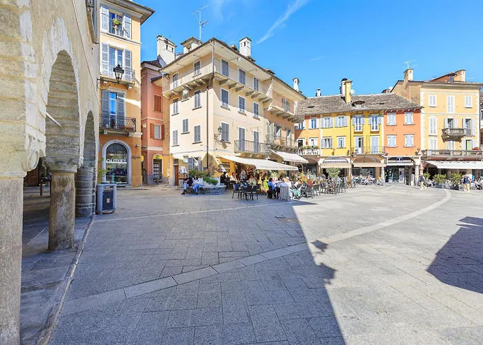 Piazza Mercato14 * Domodossola