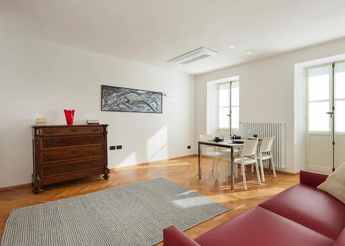 Apartment Piazza Mercato14 Domodossola