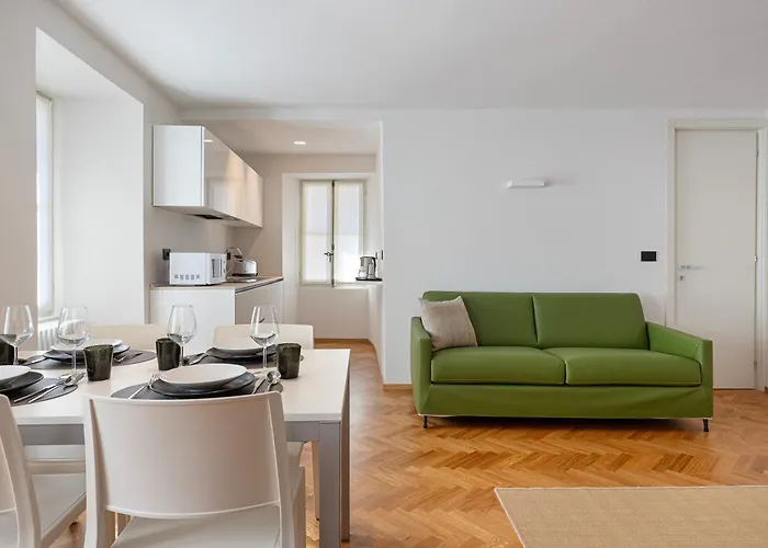 Piazza Mercato14 Domodossola