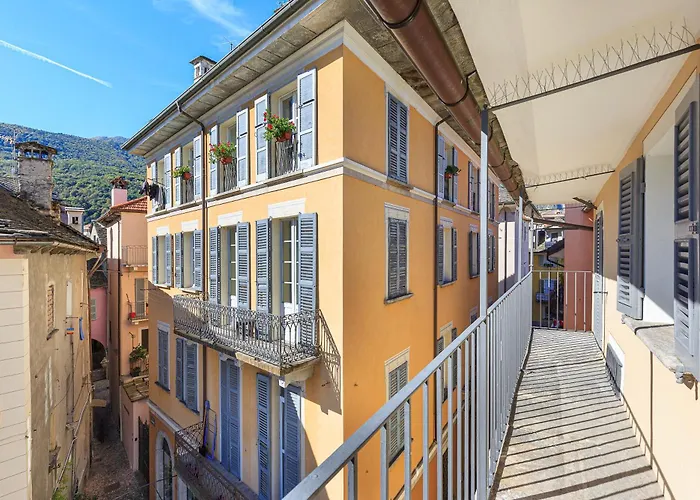Piazza Mercato14 * Domodossola