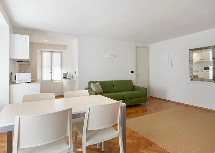 Piazza Mercato14 Apartamento Domodossola